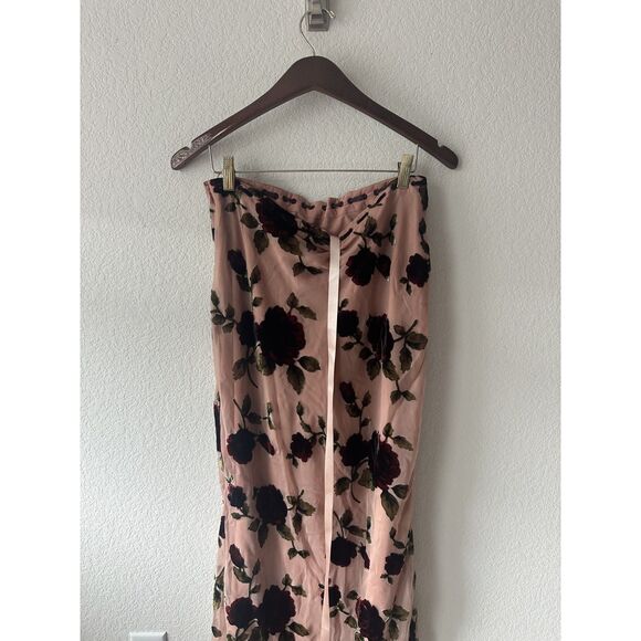 HOUSE OF CB Imaan Dusty Pink Devore Maxi Skirt L NWT - Picture 8 of 8